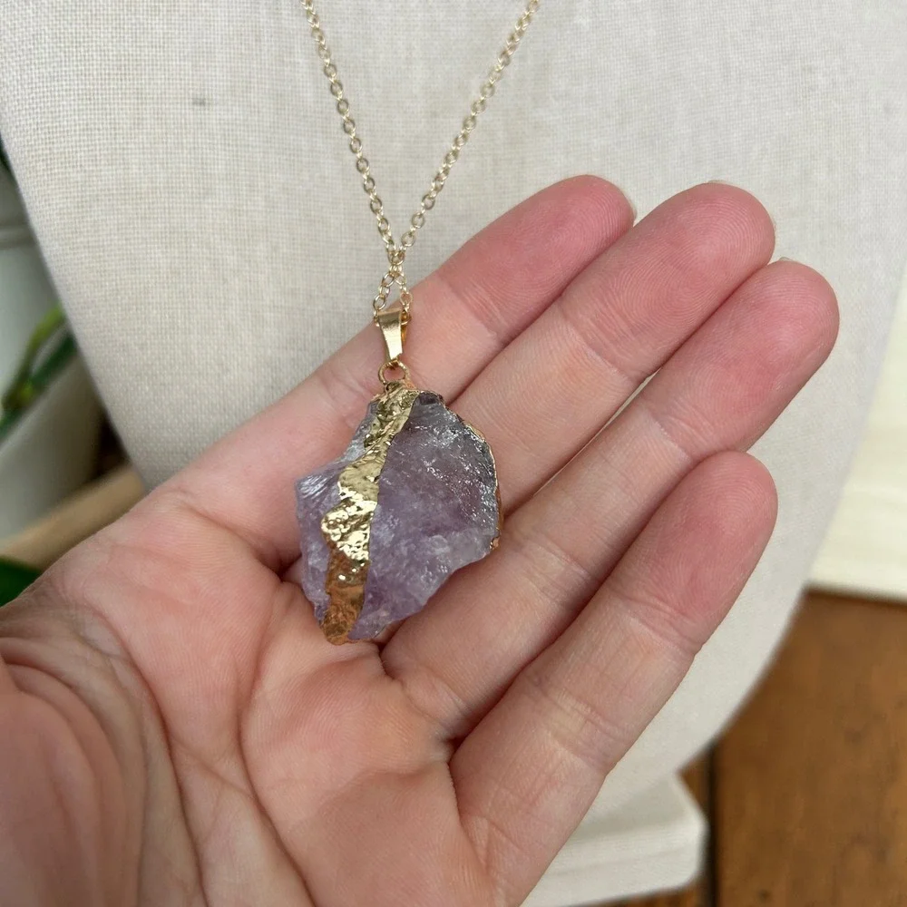 Handcrafted Natural Amethyst Crystal‎ Gold Plated Raw Gemstone Pendant Necklace